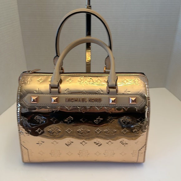 Michael Kors Kara metallic rose gold satchel. comes with card case. NWOT - Picture 2 of 11